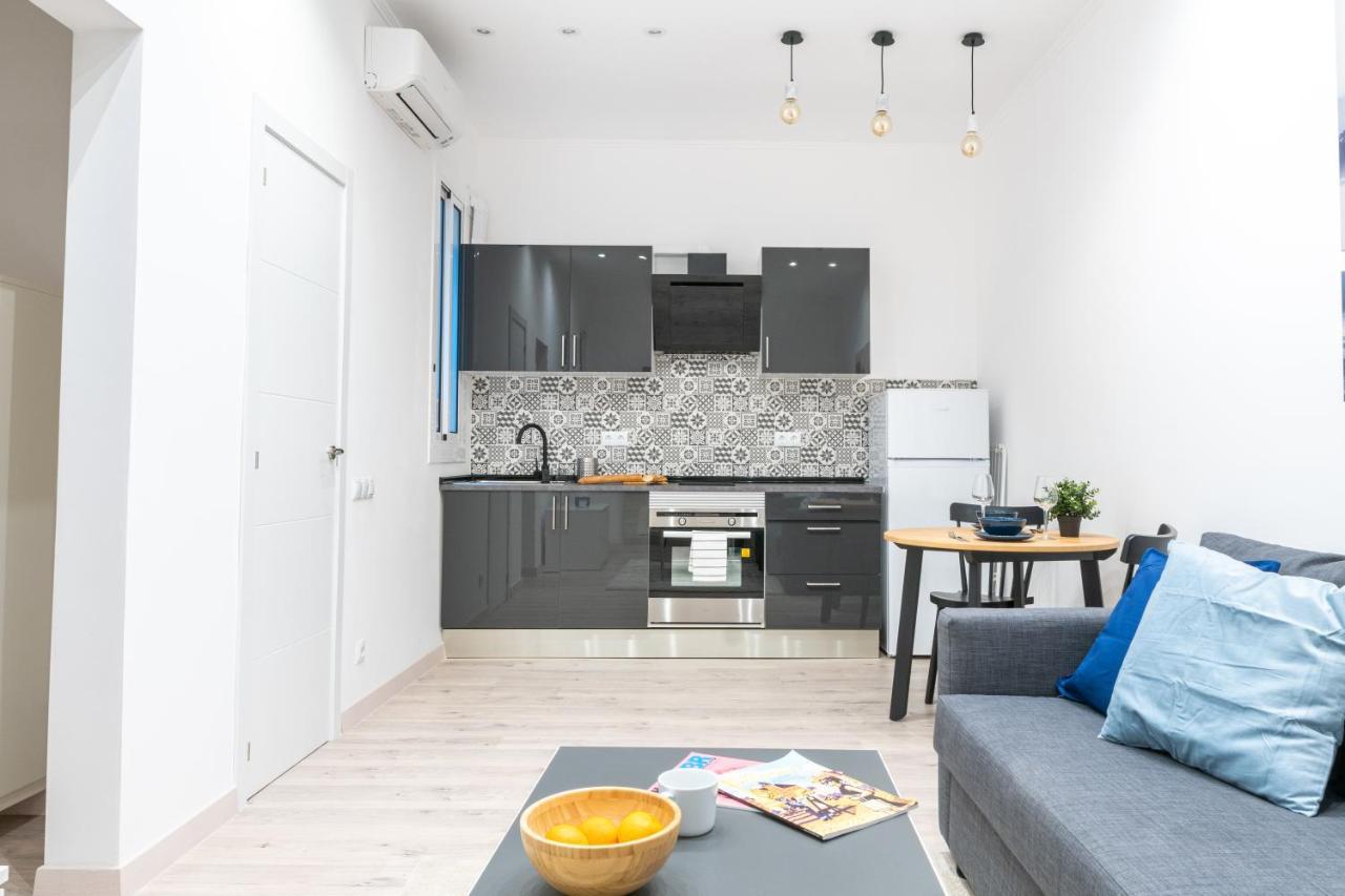 Cozy Studio Apartment 5 Min From Camp Nou Barcelona Bagian luar foto