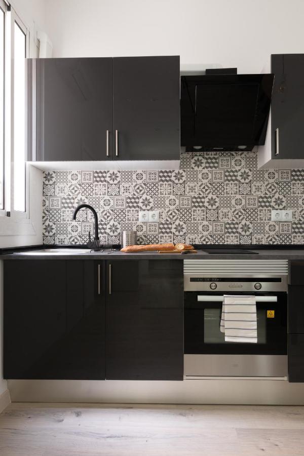 Cozy Studio Apartment 5 Min From Camp Nou Barcelona Bagian luar foto